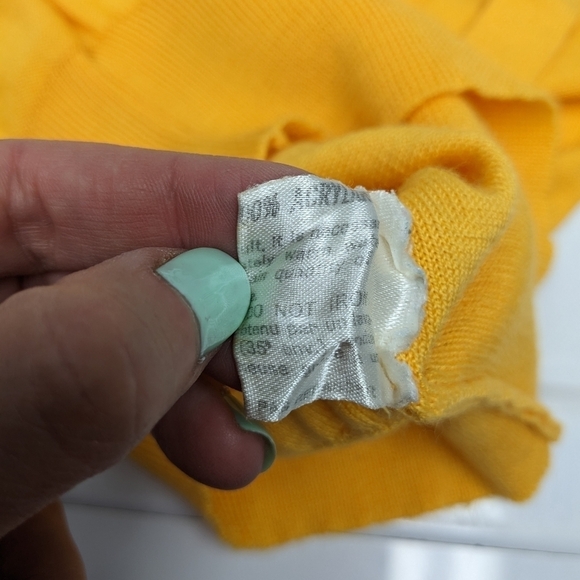 Vintage yellow square neck sleeveless knit top size XS - Picture 9 of 10